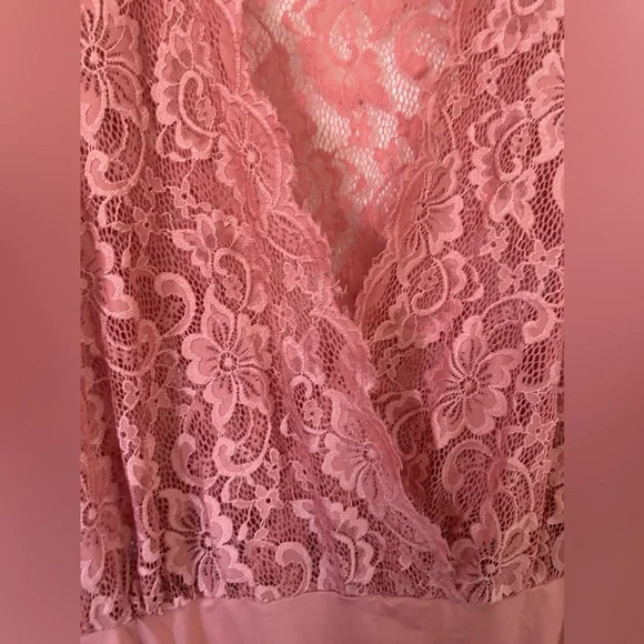 Pink plus size lace body suit - Picture 5 of 5